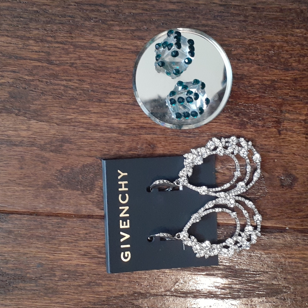 GIVENCHY EARRINGS